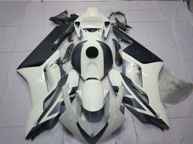 2004-2005 White and Silver CBR1000RR Fairings