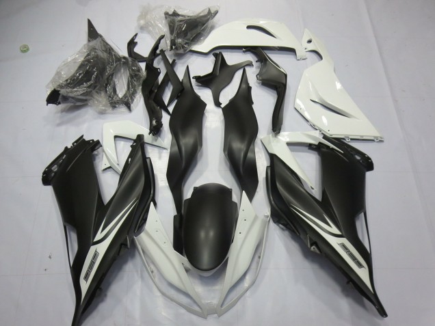 2013-2018 Matte Black White ZX6R Fairings 2013-2018 Matte Black White ZX6R Fairings